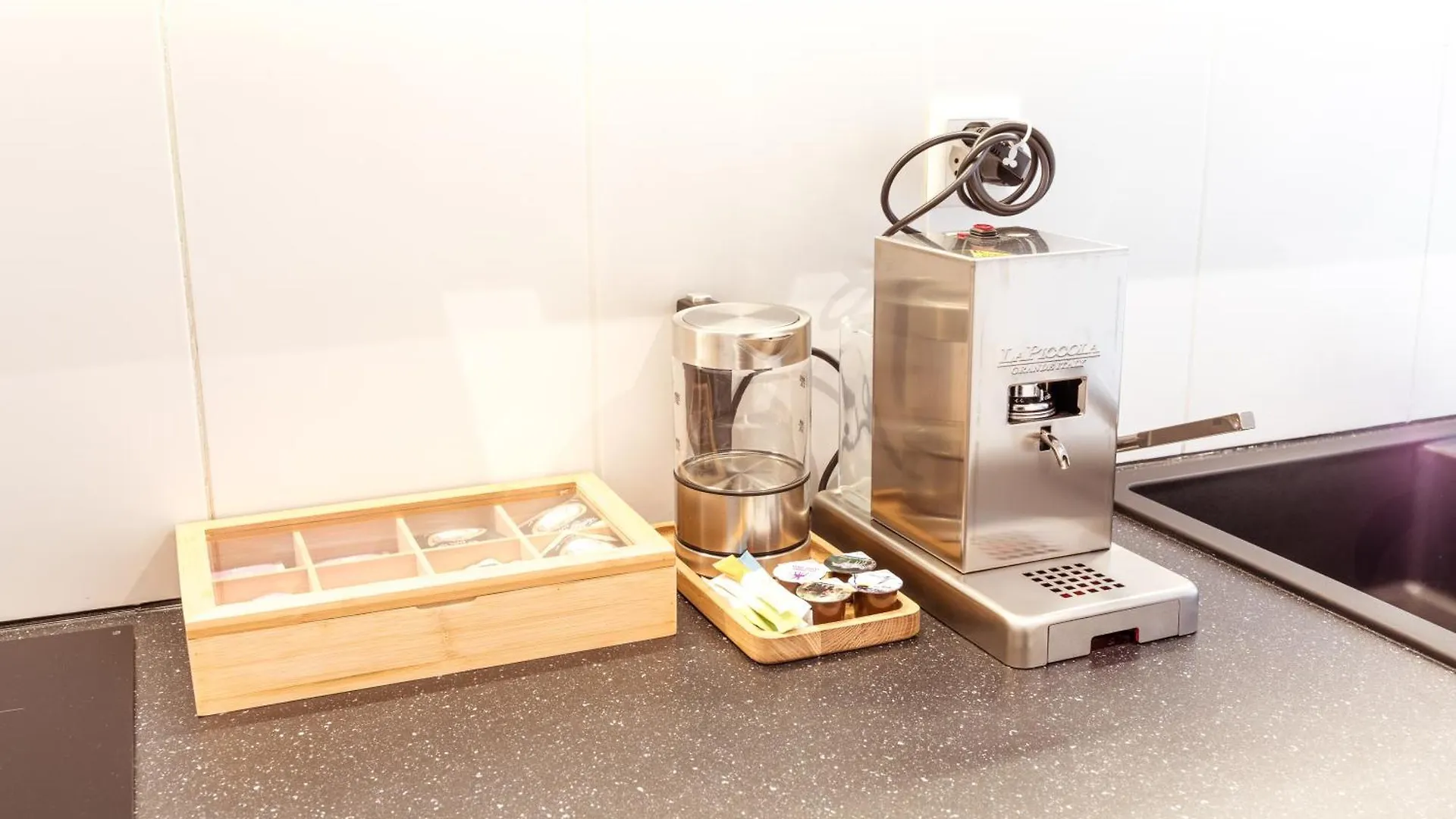 Boutique Apartment Im Trendigen Quartier Am Rhein Bazel Zwitserland