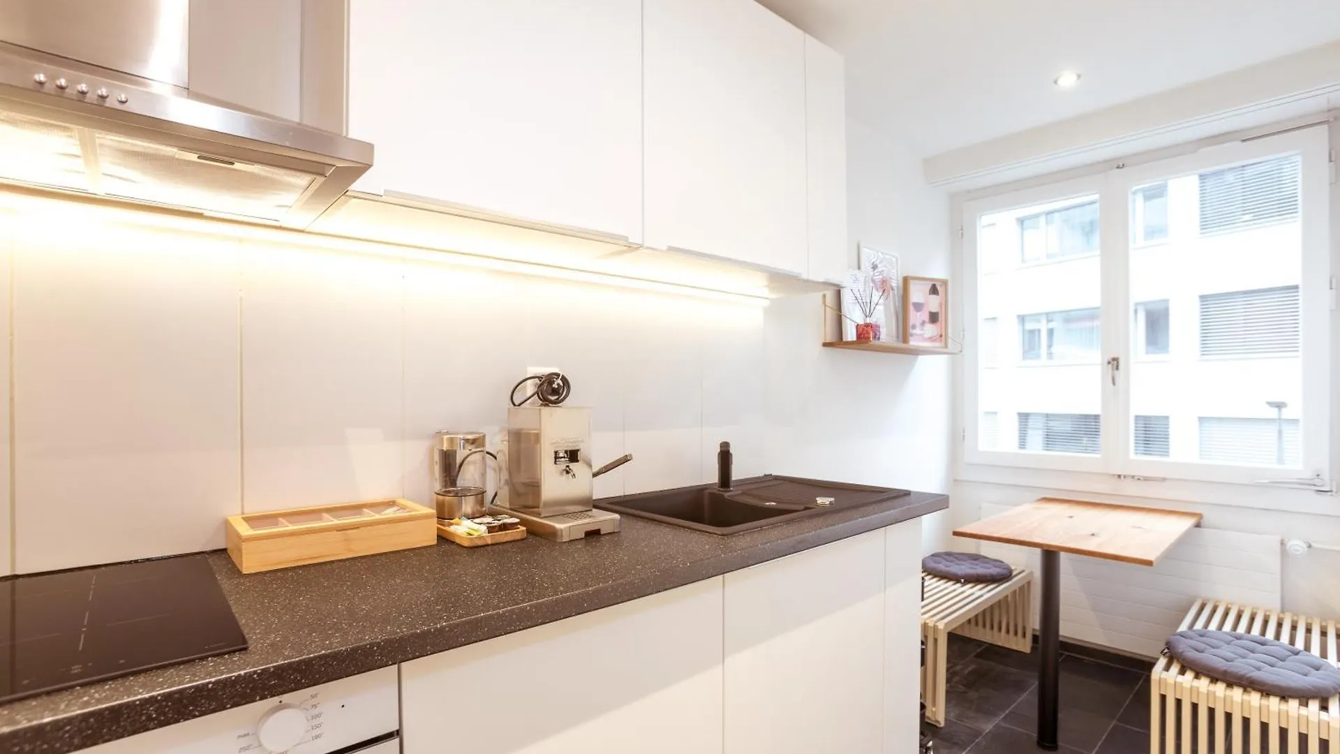 Boutique Apartment Im Trendigen Quartier Am Rhein Bazel