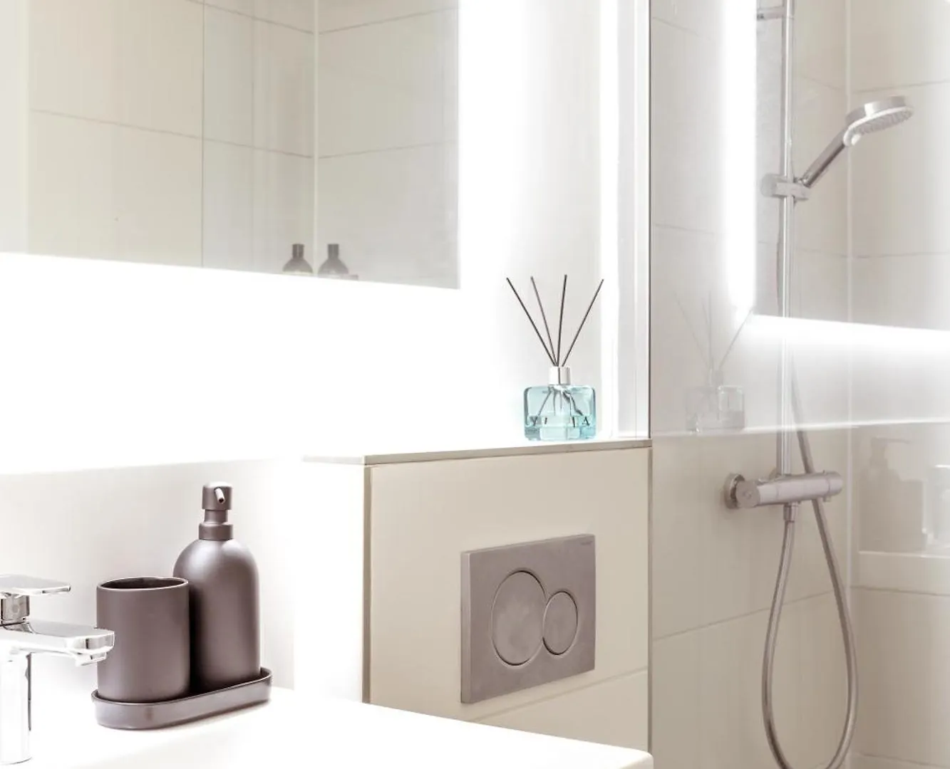 Boutique Apartment Im Trendigen Quartier Am Rhein Bazel