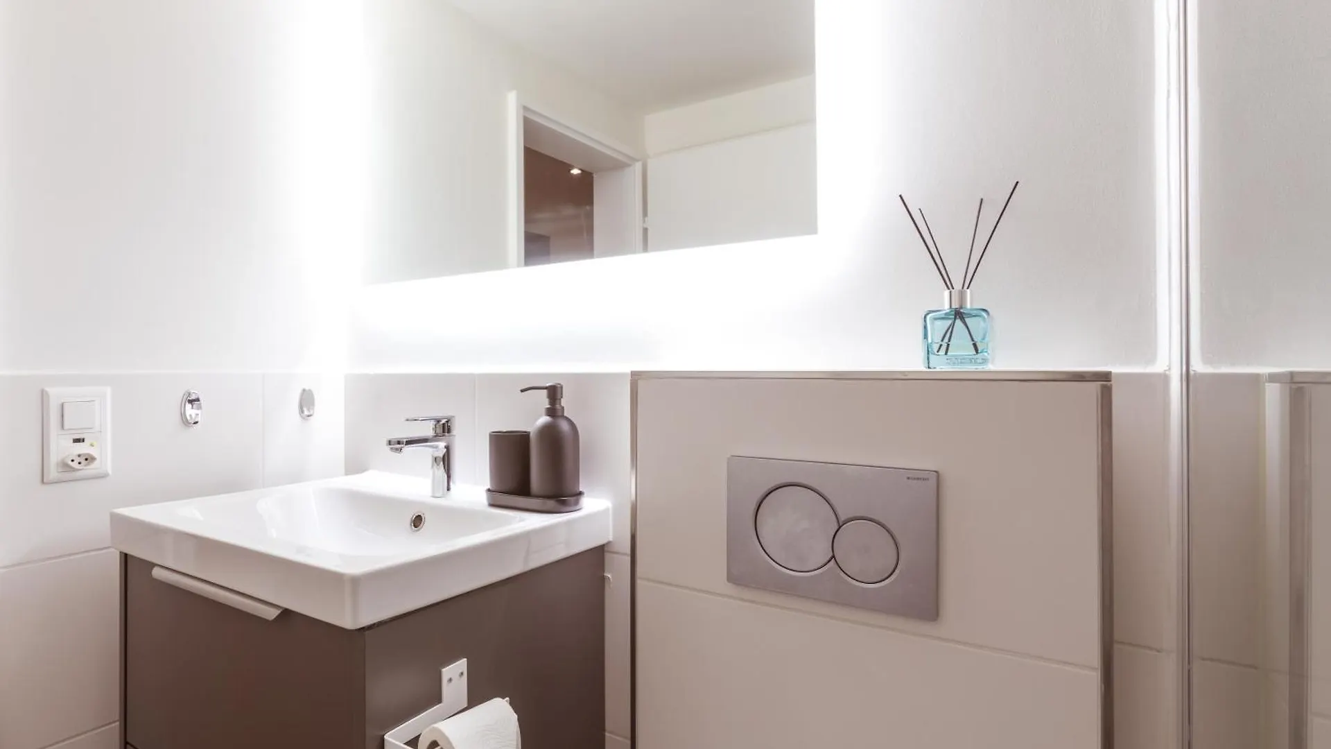 Boutique Apartment Im Trendigen Quartier Am Rhein Basel